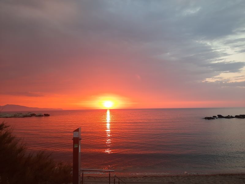 Anochecer en las playas de l'Escala